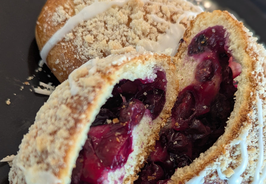 Jagodzianki – Polish Blueberry Buns